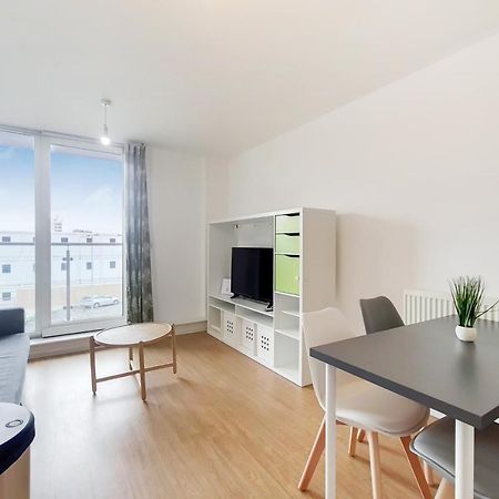 Free Parking - Two Bed Apartment By London Docklands Londres Exterior foto