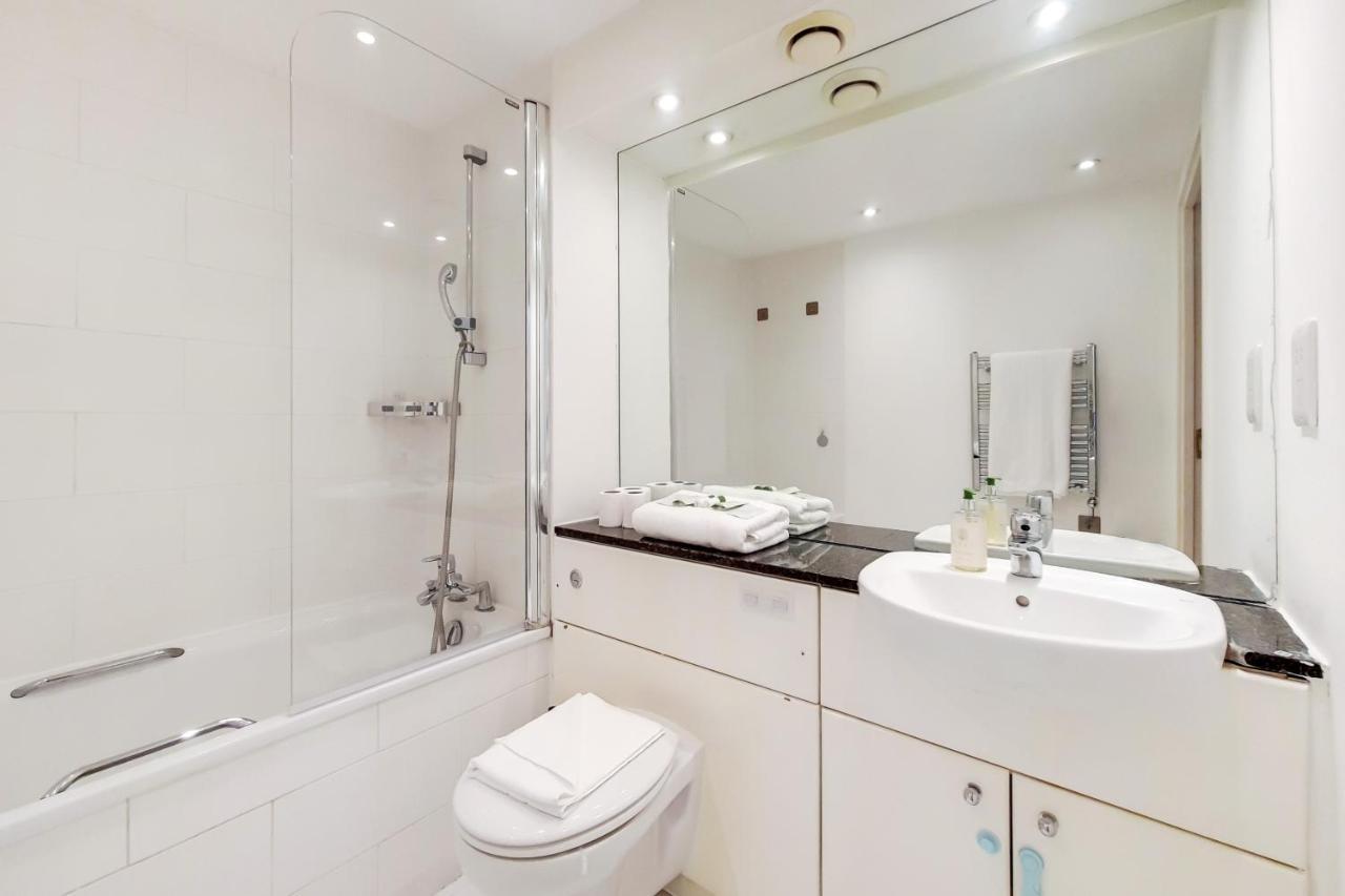 Free Parking - Two Bed Apartment By London Docklands Londres Exterior foto