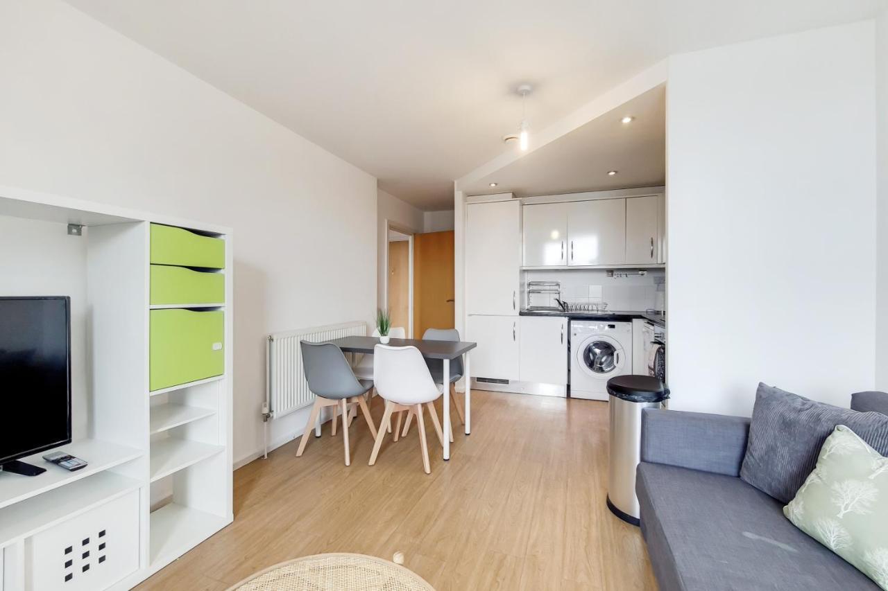 Free Parking - Two Bed Apartment By London Docklands Londres Exterior foto